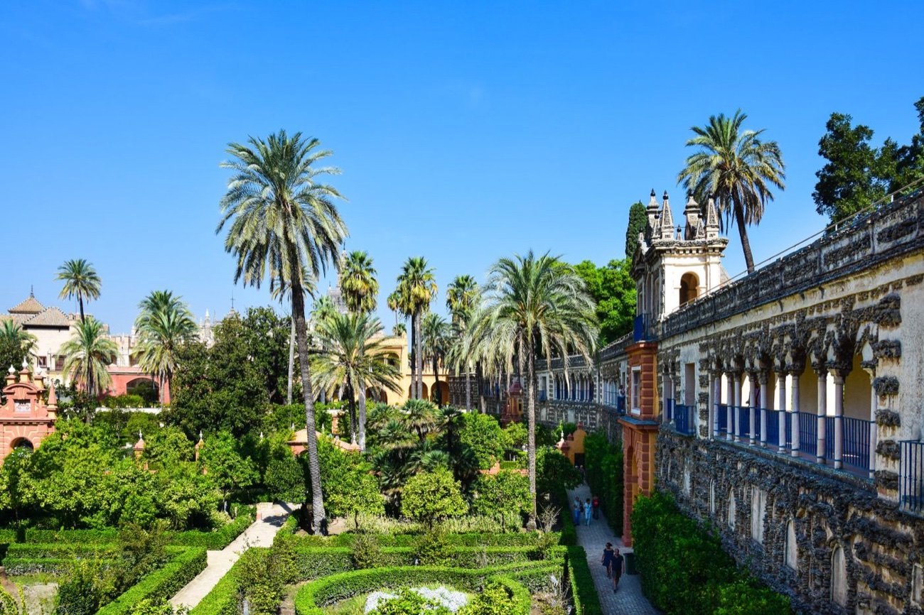 A palace of a thousand arches